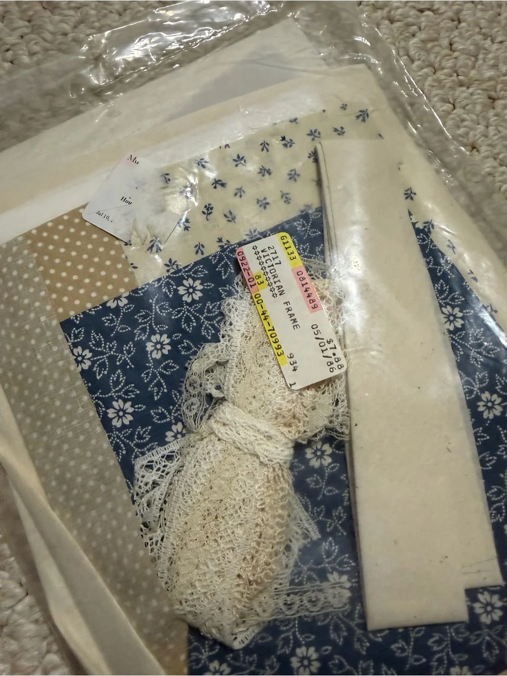 Victorian Soft Picture Frame Kit - Cream & Blue
